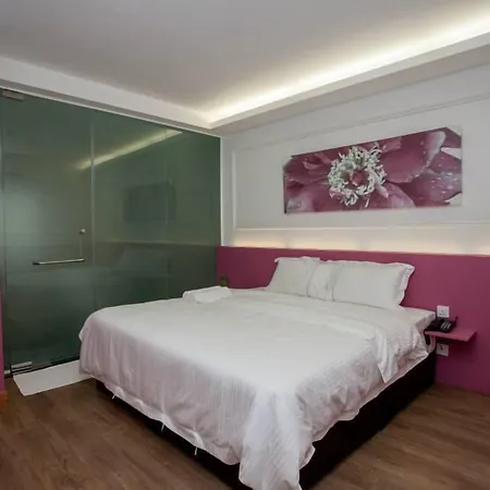 A+ Boutique Hotel-3